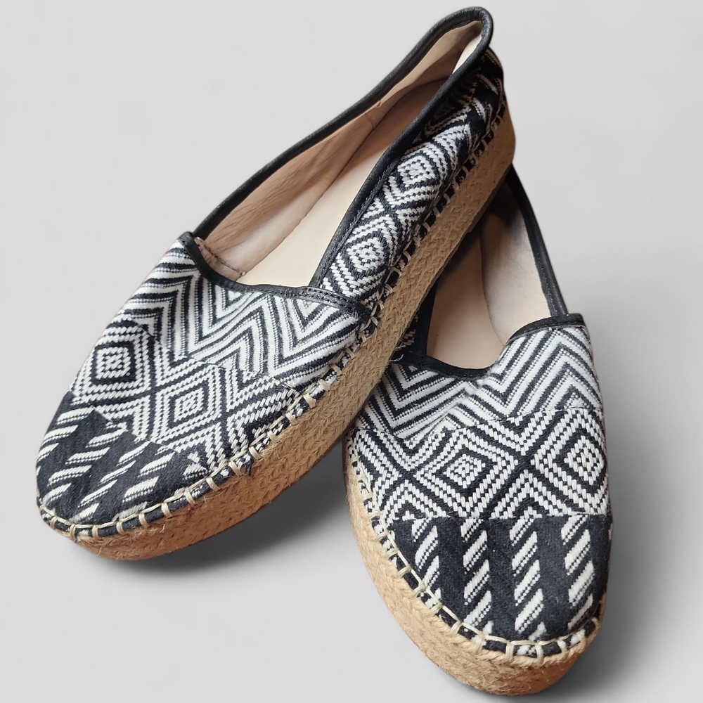 GIANNI BINI | Black White BruxieTwo Tribal Aztec Espadrille Platform Flats | 9.5